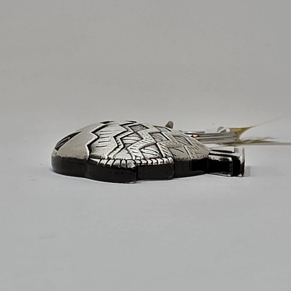 Disney Cruise Line DCL Pewter Key Chain with Cabin Door Fish from Magic & Wonder - Picture 3 of 11